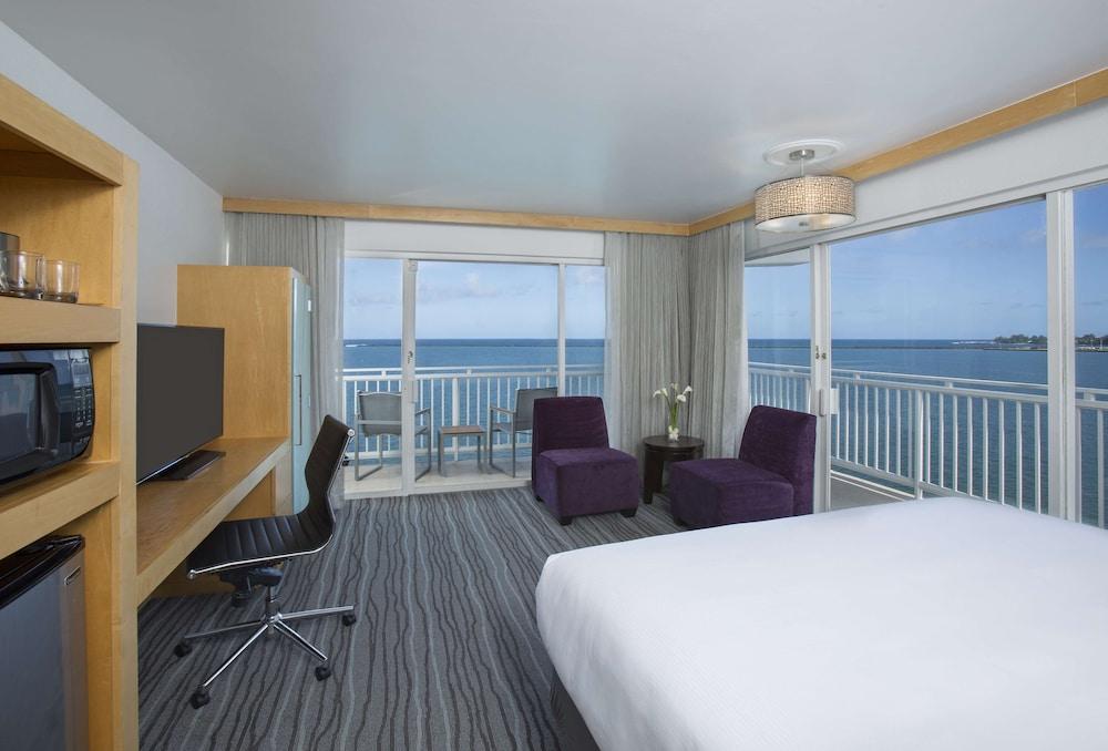 Grand Naniloa Hotel Hilo - a Doubletree by Hilton