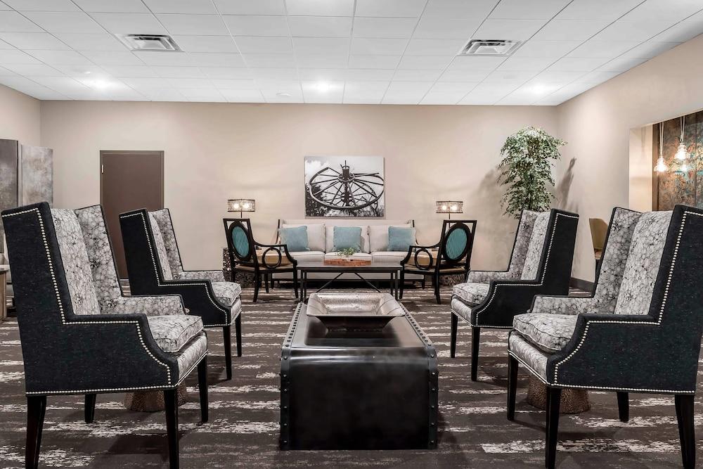 Copper King Convention Center, an Ascend Collection Hotel