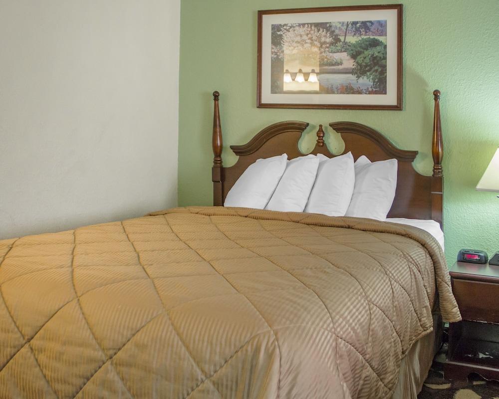 Quality Inn Broken Arrow - Tulsa