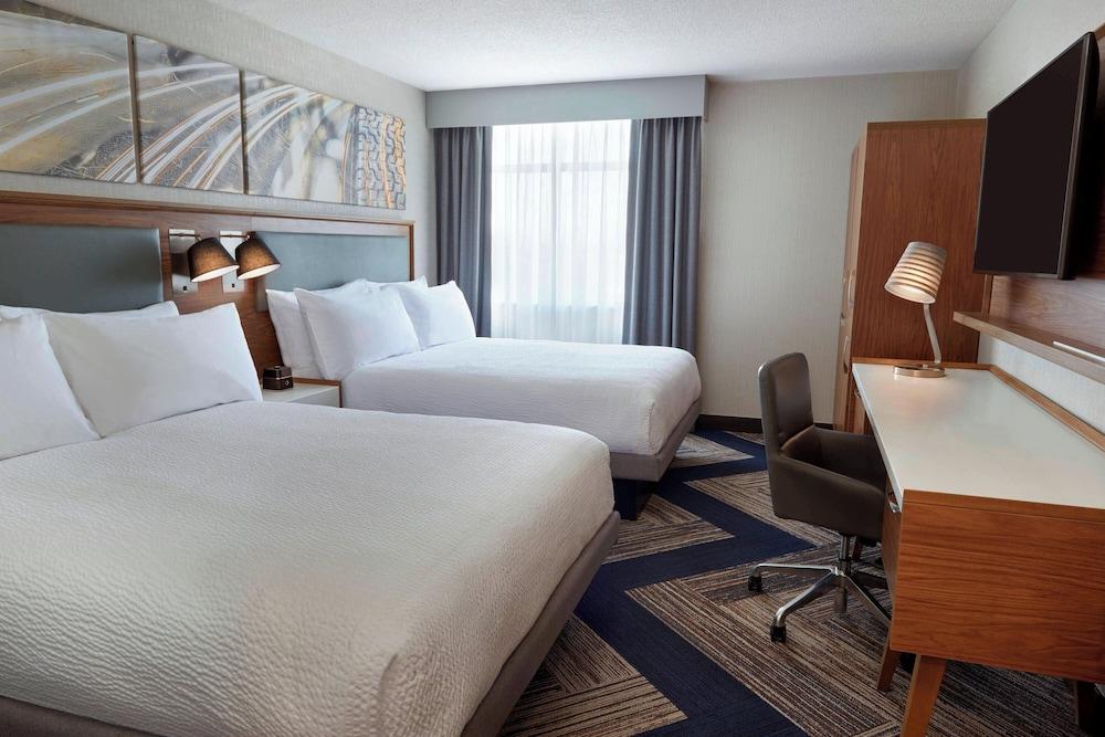 Four Points by Sheraton Hamilton - Stoney Creek