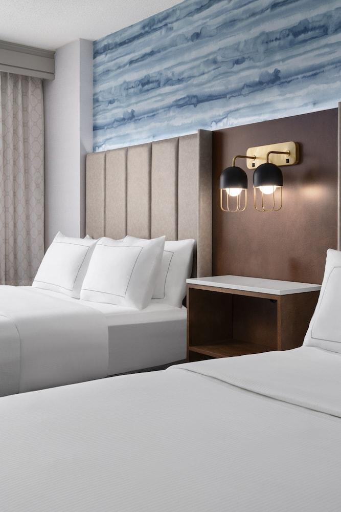 DoubleTree by Hilton Hartford Downtown