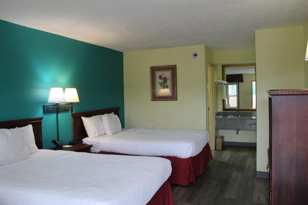 Days Inn by Wyndham Marianna