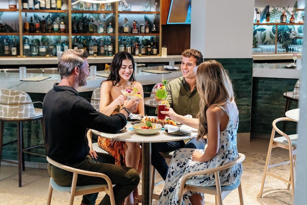 Tideline Palm Beach Ocean Resort and Spa