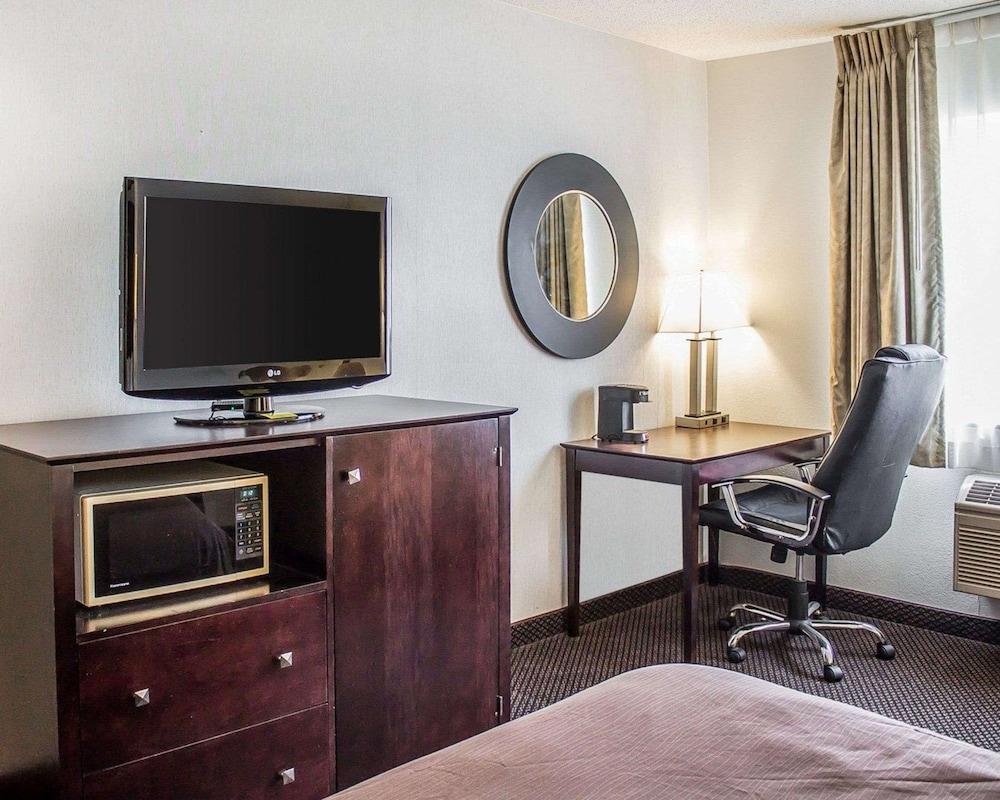 Quality Inn & Suites Sturgeon Bay