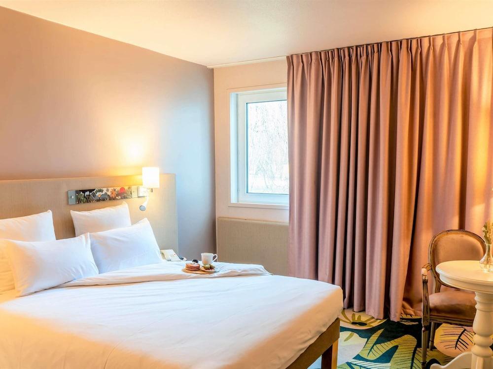 Demeures de campagne Parc du Coudray – Mercure