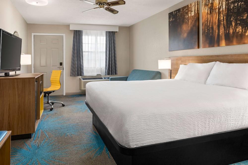 Days Inn by Wyndham Demopolis