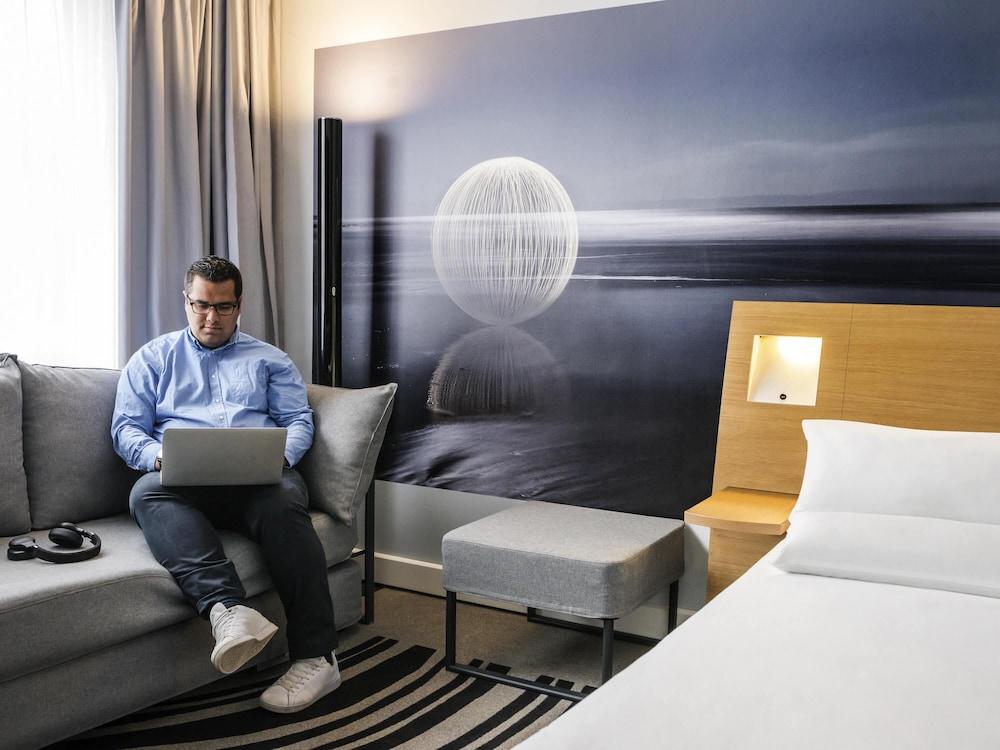 Novotel Paris Saclay