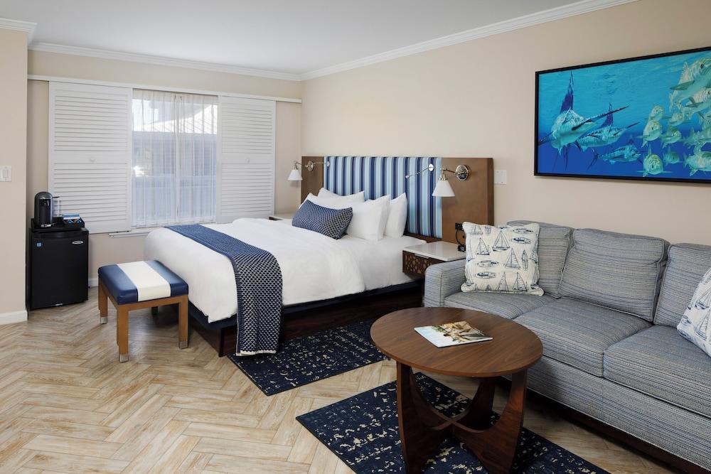 Reefhouse Resort & Marina