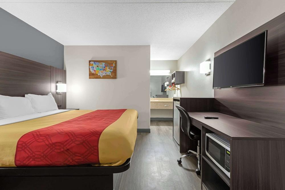 Econo Lodge Creedmoor - Butner