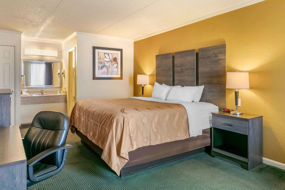 Quality Inn Manchester near Arnold AFB