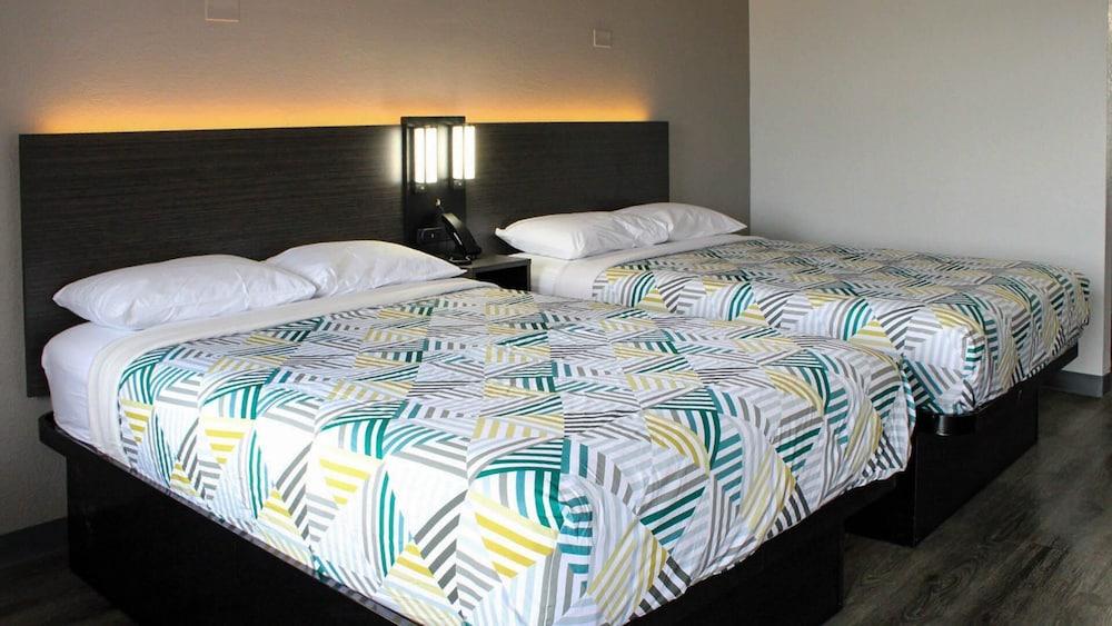 Motel 6 Round Rock, TX