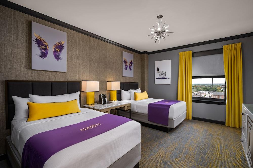 The Admiral, Downtown Historic District