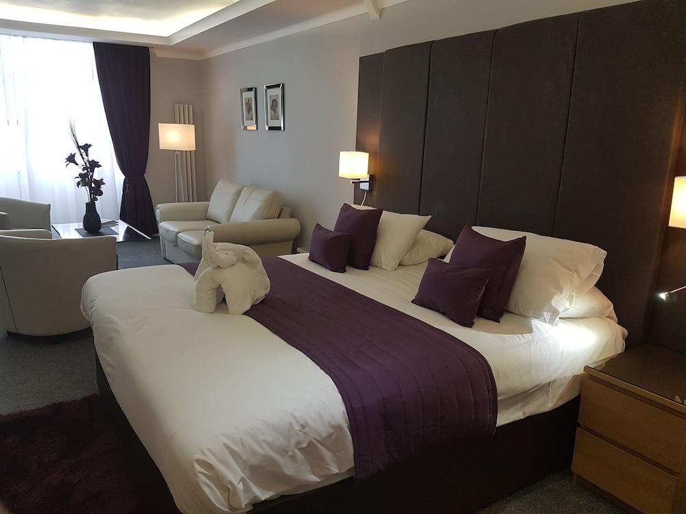 The Diplomat Hotel and Spa