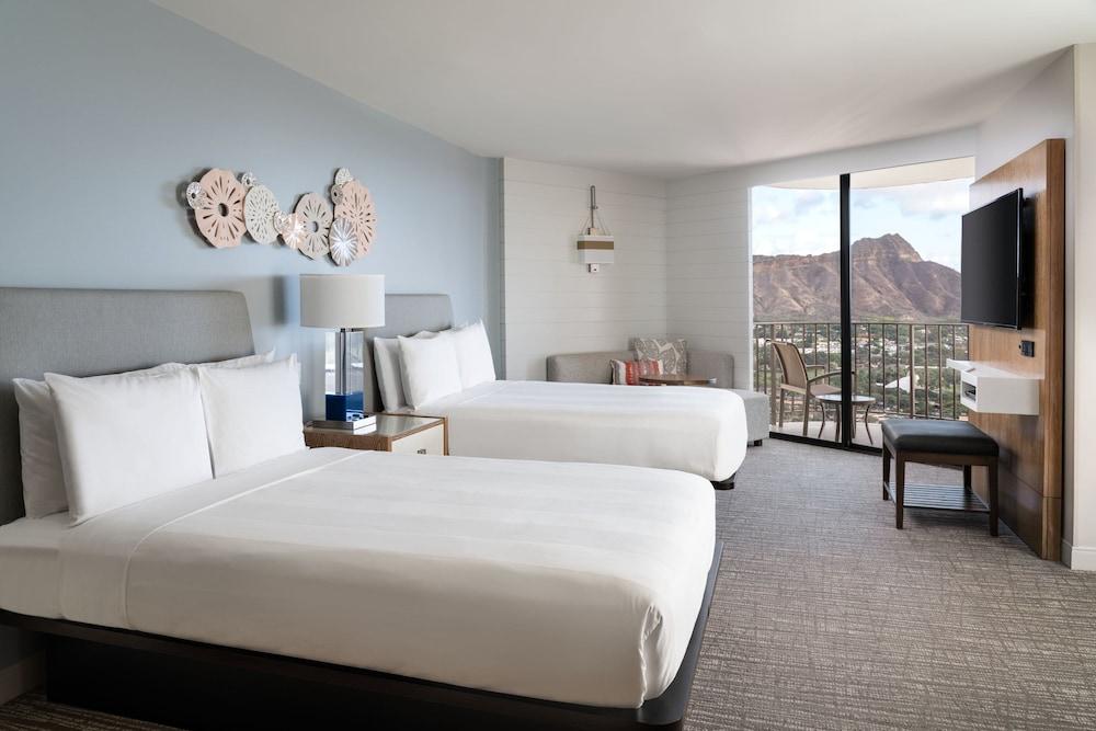 Waikiki Beach Marriott Resort & Spa