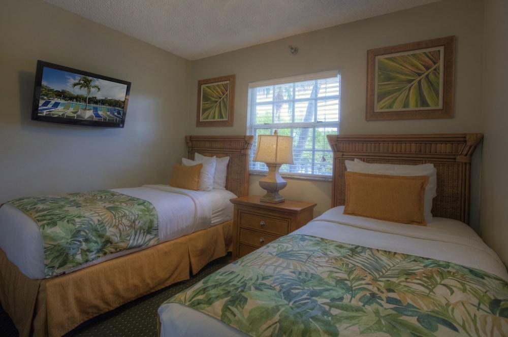 Ocean Pointe Suites at Key Largo