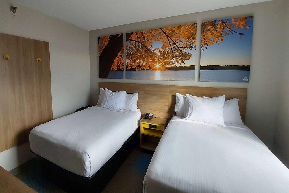 Days Inn by Wyndham Willmar