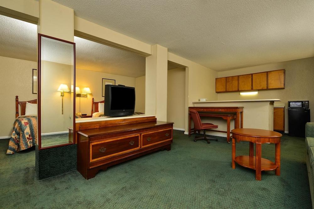 Americas Best Value Inn Winnsboro, SC