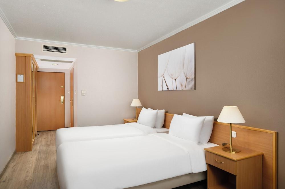 Danubius Hotel Arena