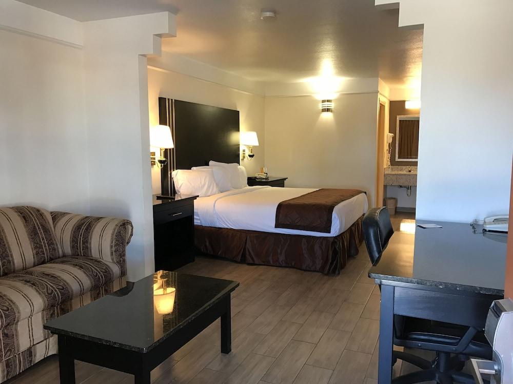 Texas Inn & Suites