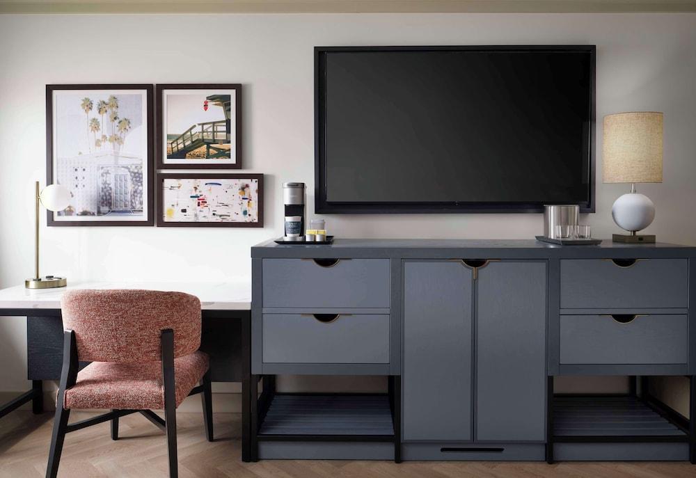 Sonesta Los Angeles Airport LAX