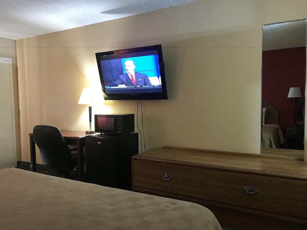 Rodeway Inn Hazlehurst