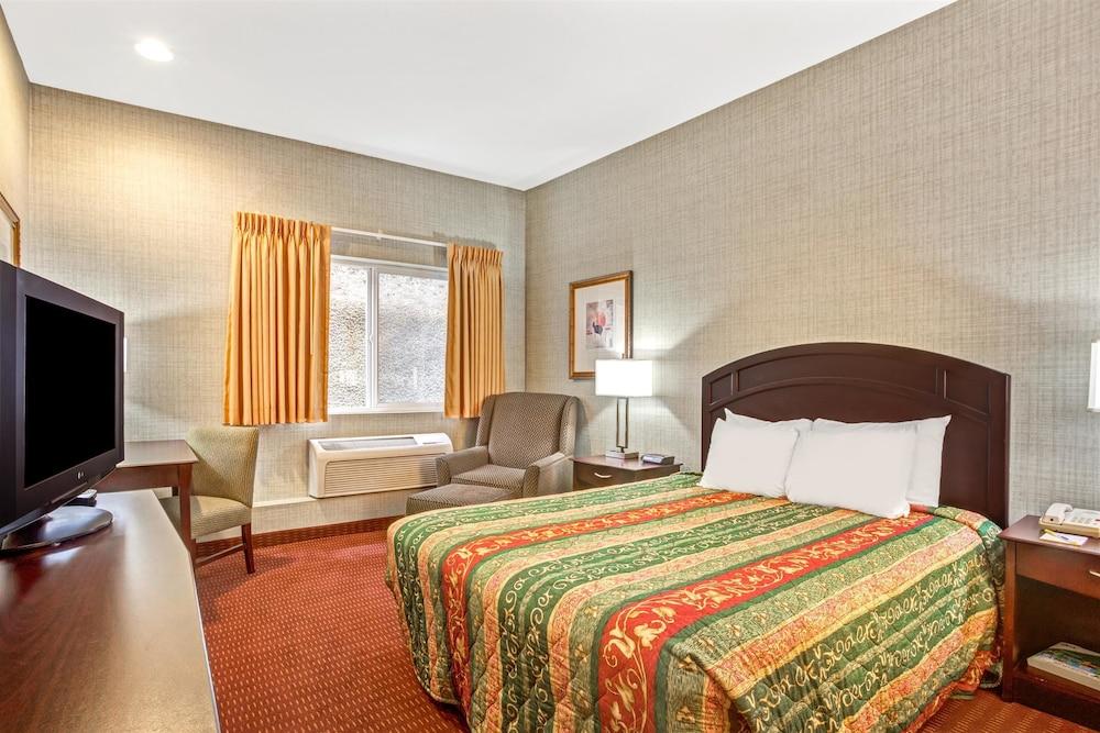 Days Inn by Wyndham Seattle Aurora