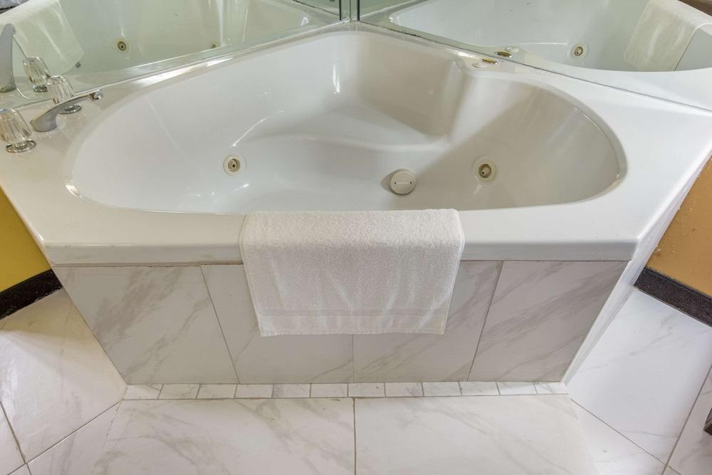 Quality Inn London North