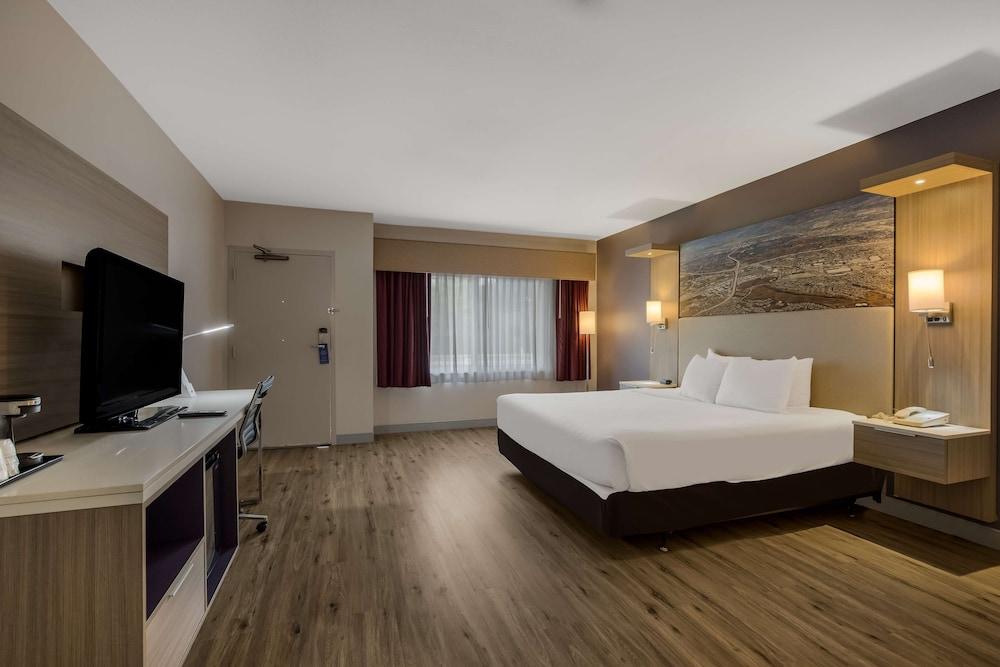 Best Western Diamond Bar Hotel & Suites