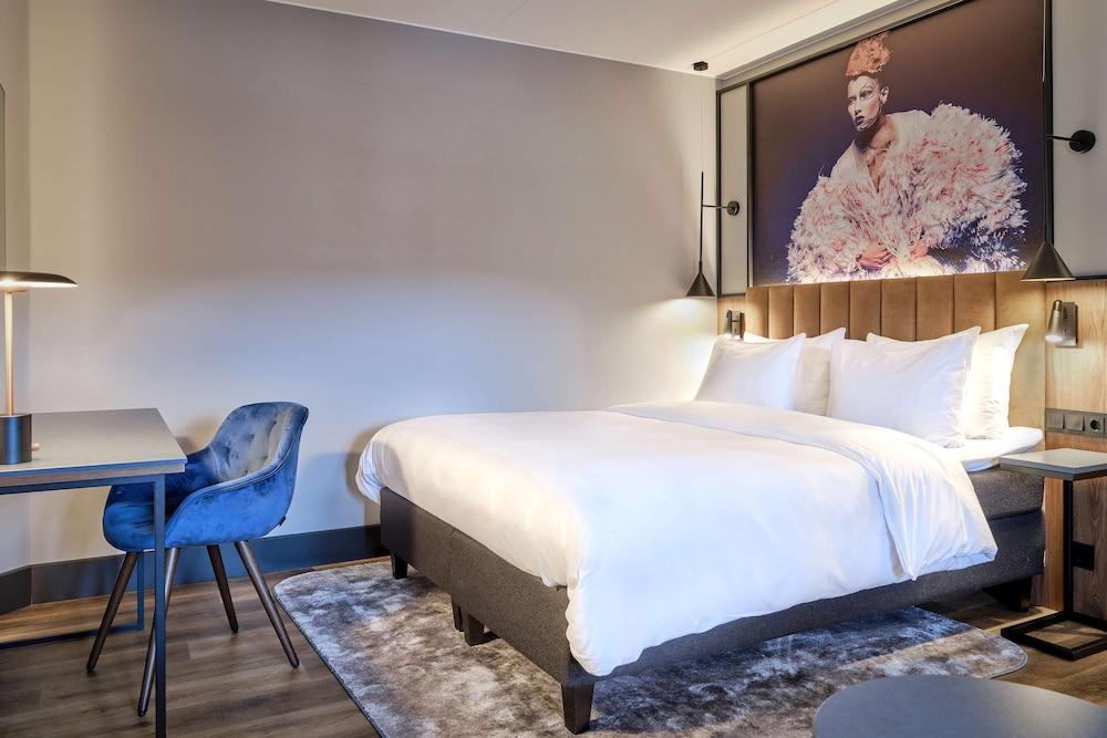 Radisson Blu Royal Garden Hotel