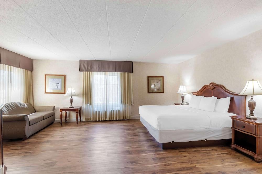 Best Western Plus Steeplegate Inn