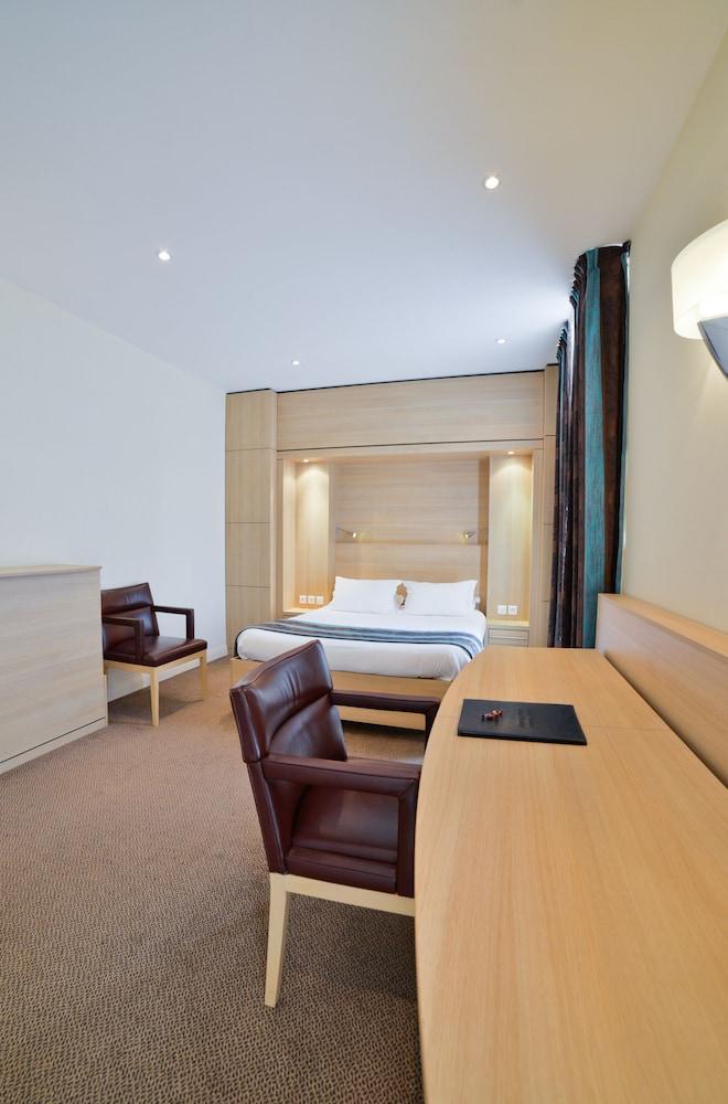 Mercure Bayonne Centre Le Grand Hotel