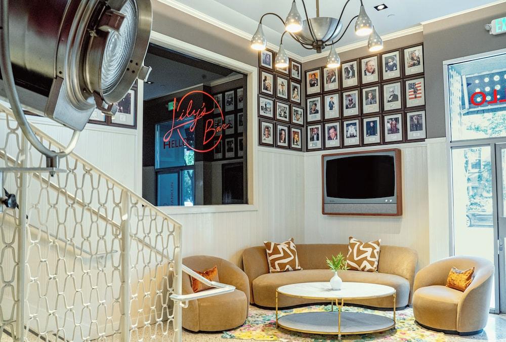 The Hollywood Franklin Hotel near Universal Studios