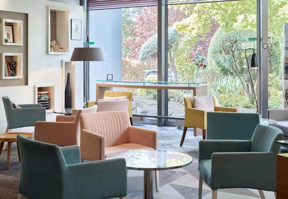 B&B HOTEL Cergy Port