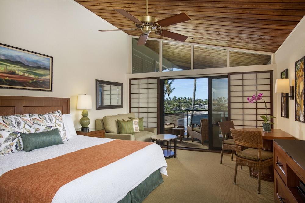 Napili Kai Beach Resort