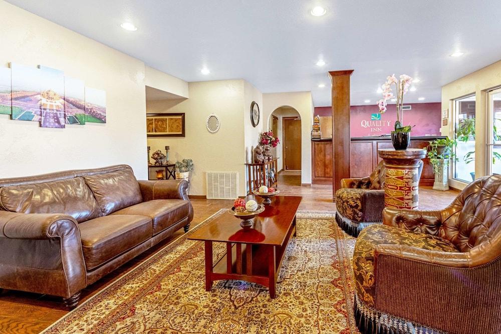 Quality Inn Three Rivers