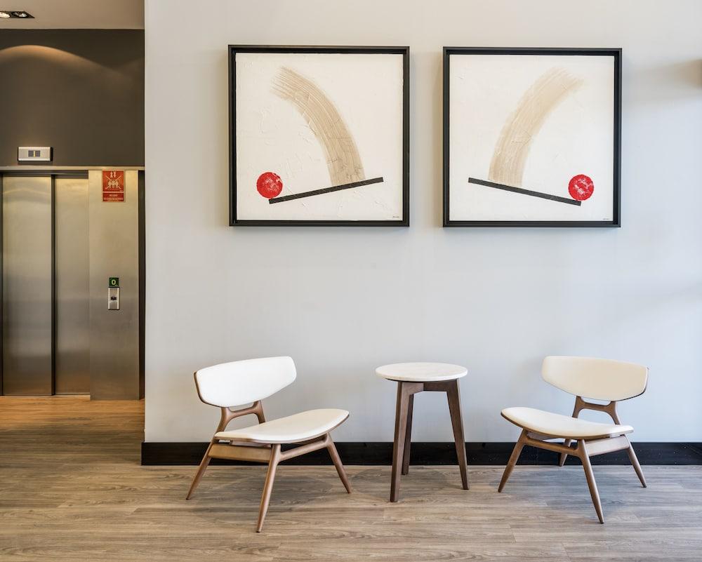 Hotel ILUNION Valencia 3