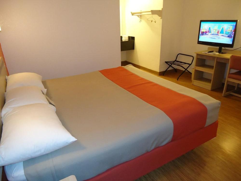 Motel 6 Amarillo, TX - West