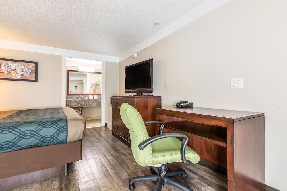 Econo Lodge Gastonia North