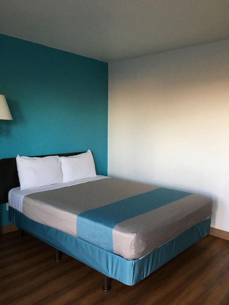 Motel 6 Tucumcari, NM