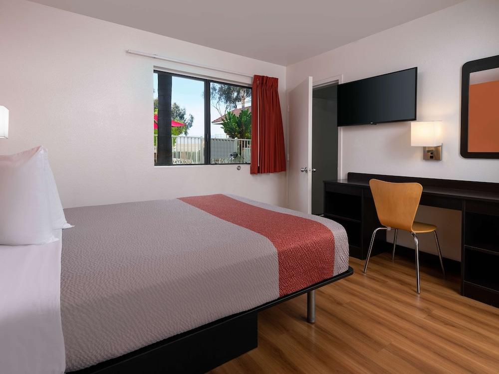 Motel 6 Santa Maria, CA - North