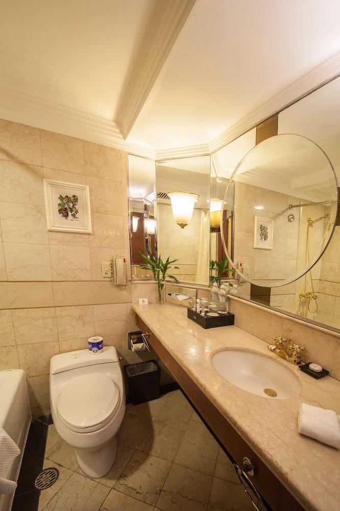 Jin Jiang Park Hotel