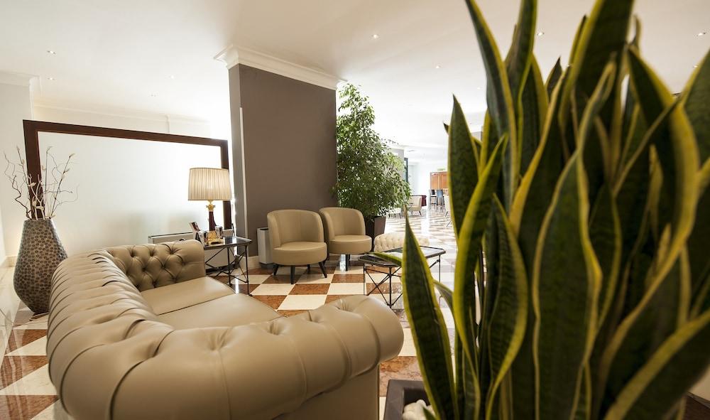 SHG Hotel De La Ville