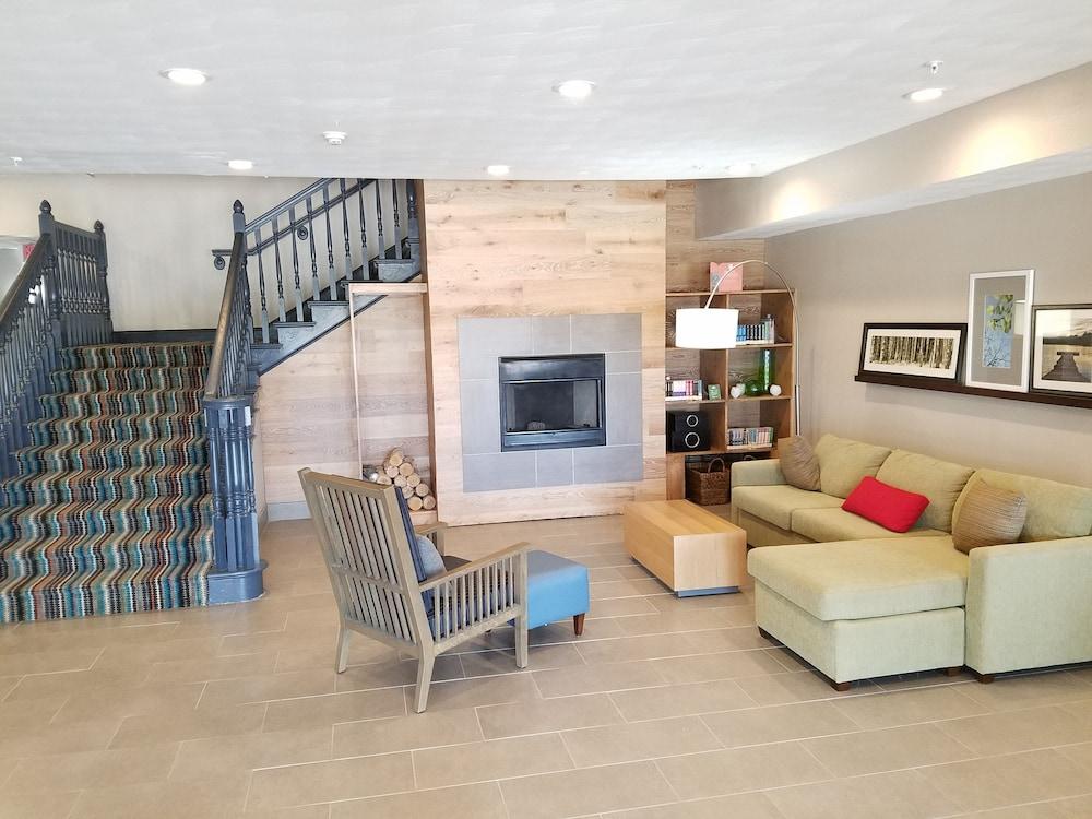 Country Inn & Suites by Radisson, Indianapolis South, IN