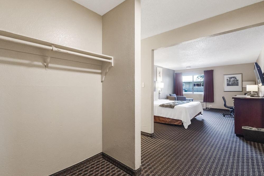 Heritage Inn Express Hayward