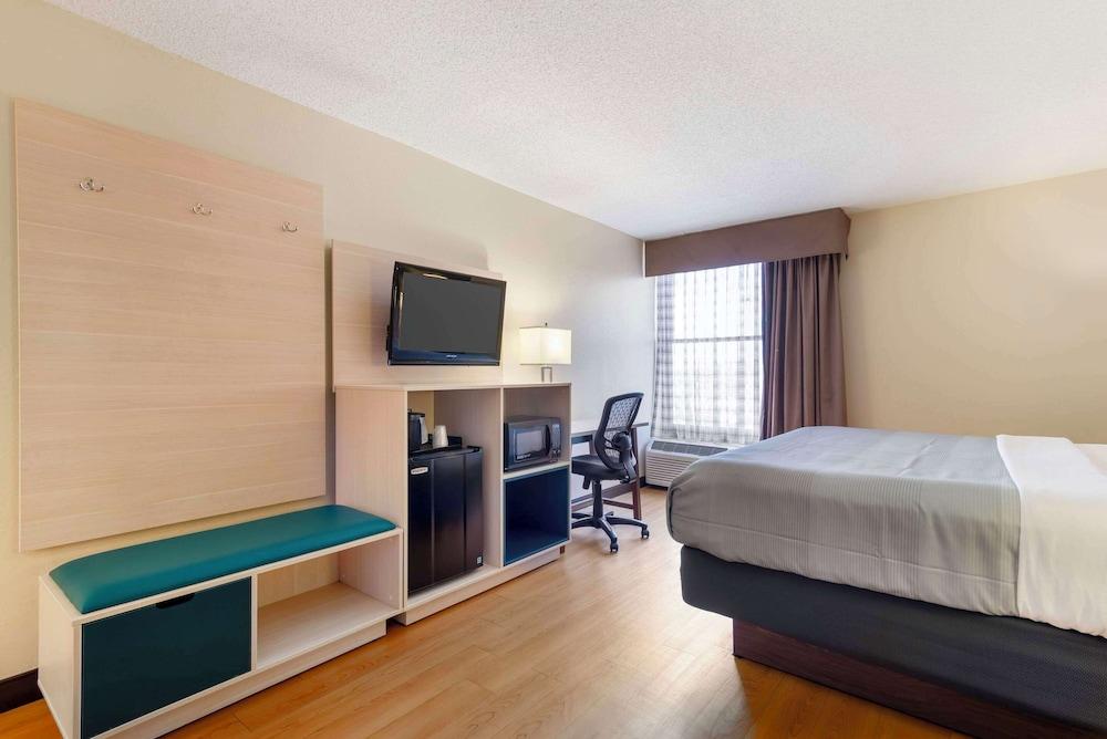 Quality Inn Valley - West Point