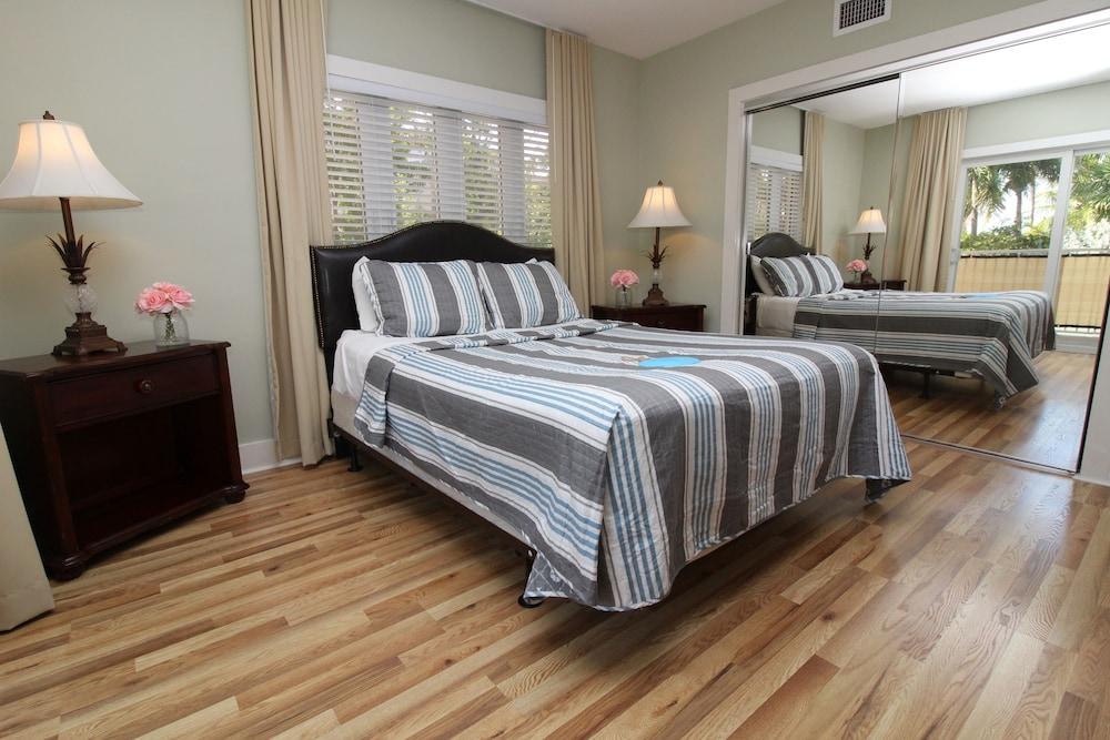 Coconut Mallory Resort And Marina By Kees Vacations