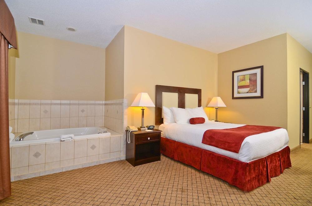 Best Western Macomb Inn