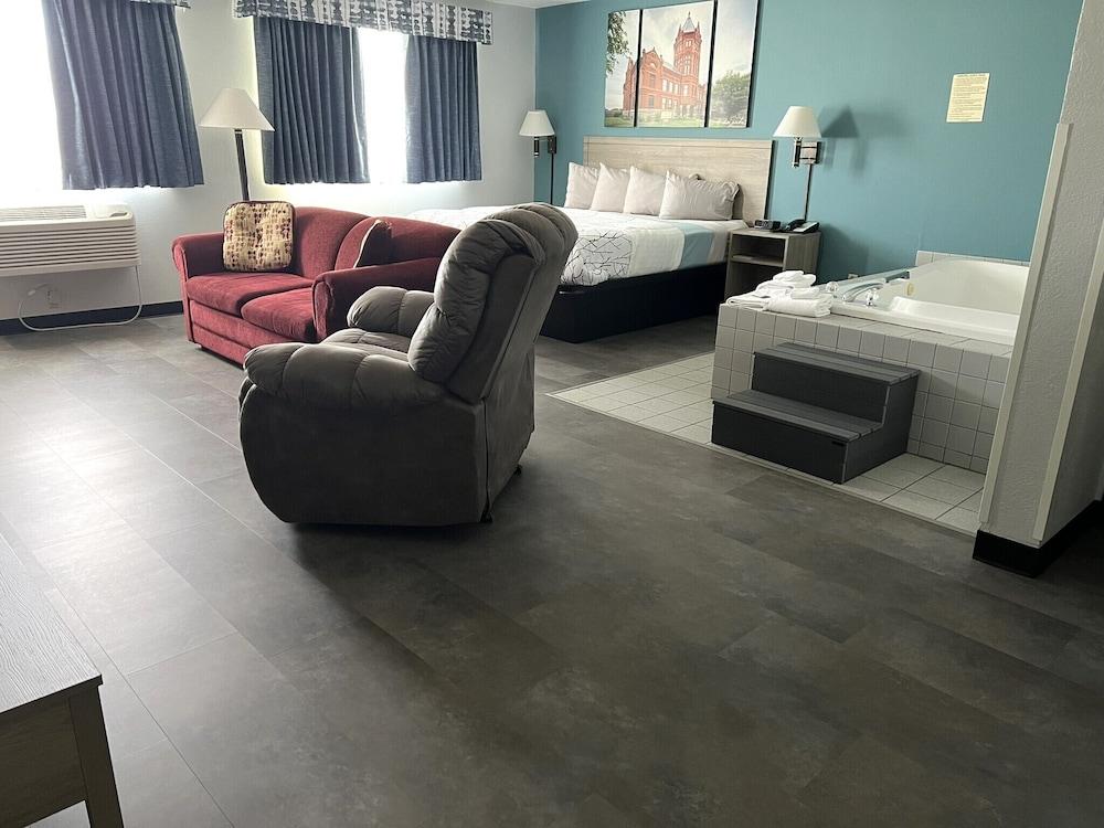 Heritage Inn Express