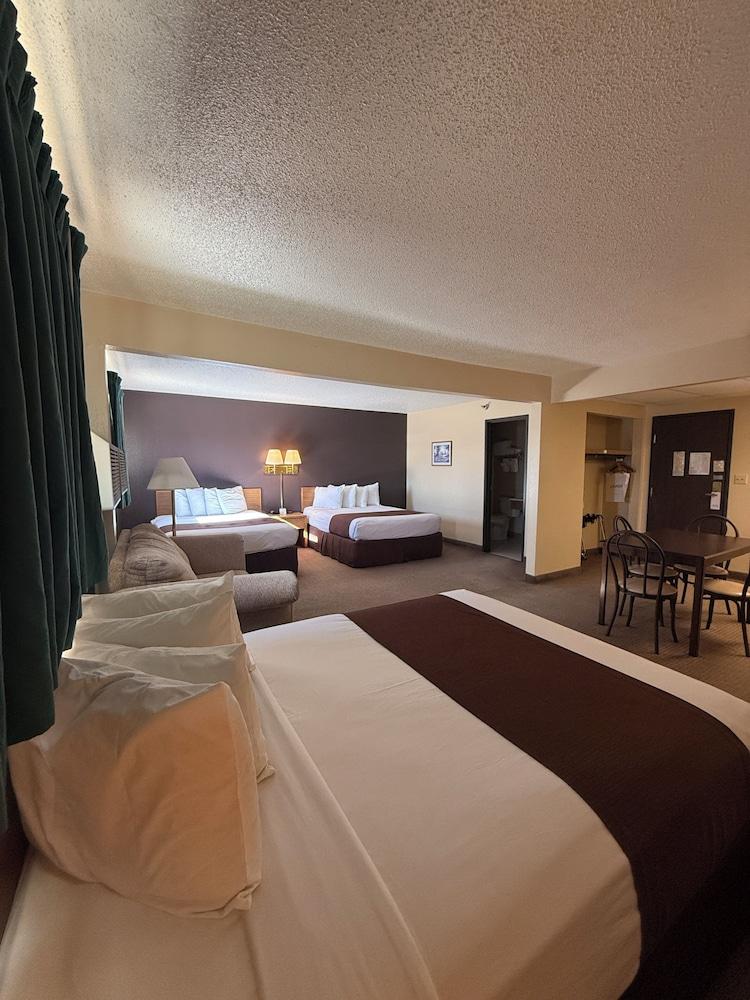 Americas Best Value Inn Torrington