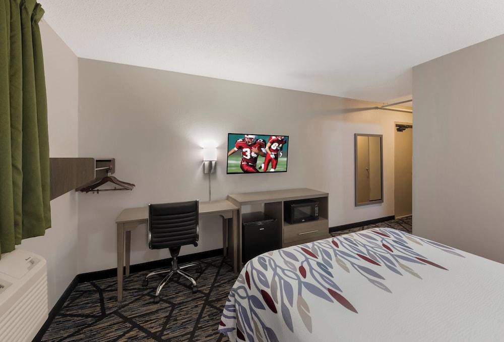 Red Roof Inn Mansfield